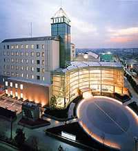東久留米市役所本庁舎の写真
