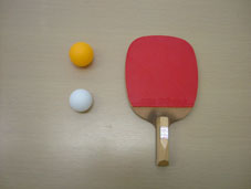ラージボール卓球用具の写真