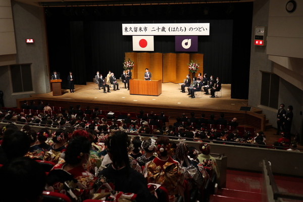 画像　市長の祝辞の様子